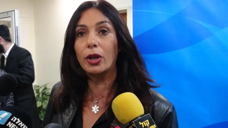 התוקף יחקר. השרה רגב