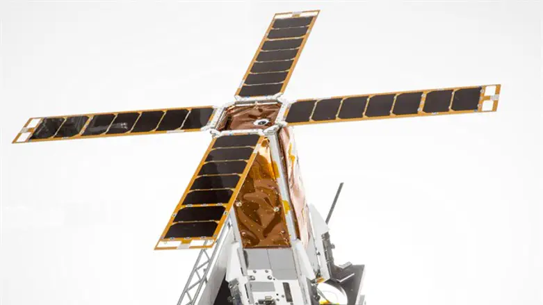 ננו לוויין ננו לוויין בשם BGUSAT