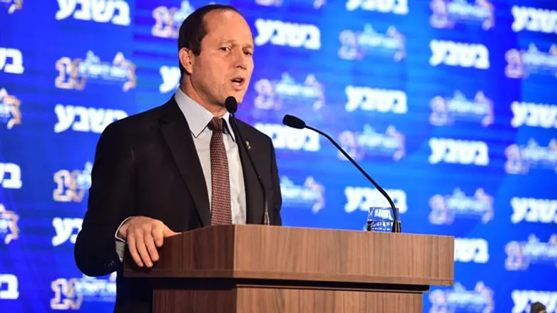 ניר ברקת. לא מסייע במאבק