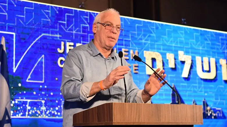 Ури Ариэль на конференции в Иерусалиме
