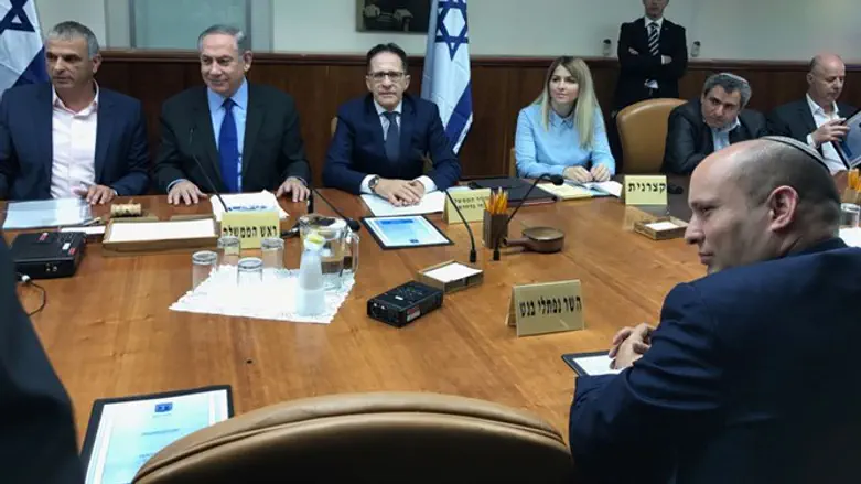 Заседание кабинета министров. Иллюстрация