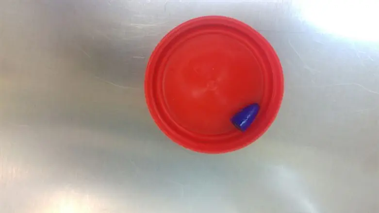 הפקק שחולץ מריאת הילד