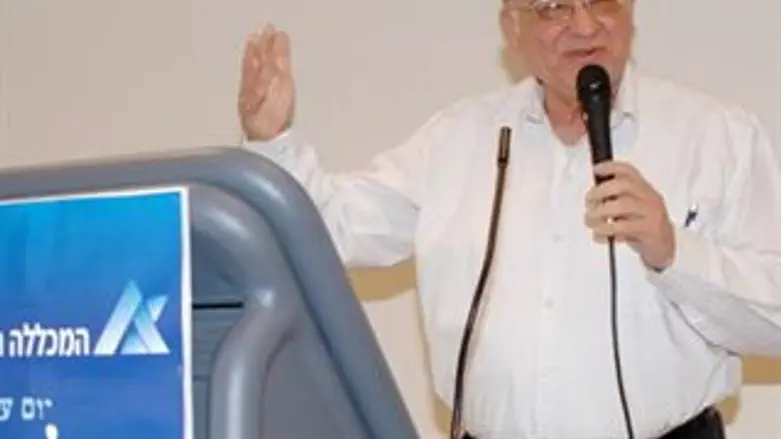 פרופ' משה אדד