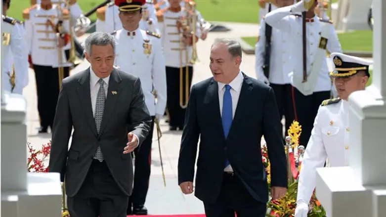 נתניהו וראש ממשלת סינגפור