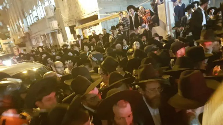 הלווית הרב אדלשטיין