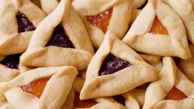 בסיס לעלילה. אזני המן