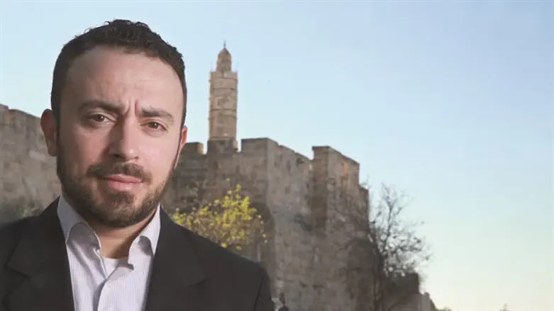 "חייתי שנים בשקר רק בגלל שהמשפחה שלי לא רצתה שאהיה מי שאני באמת - יהודי גאה". חלאווה
