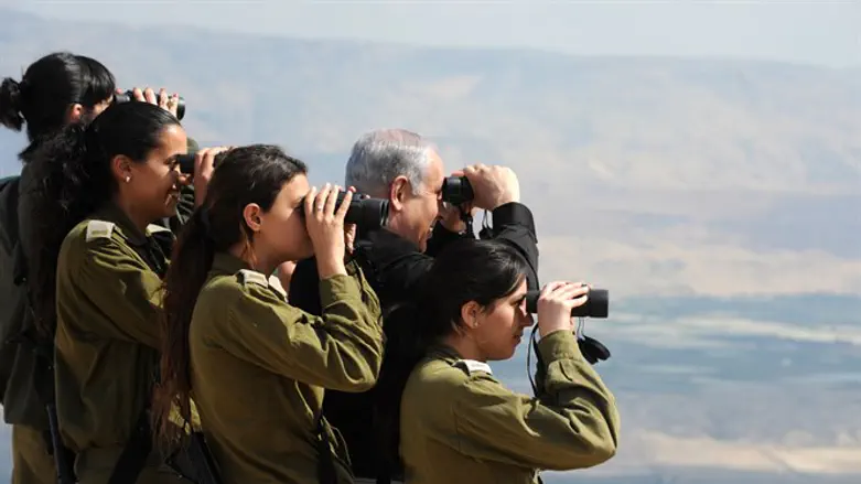 חיילות בצה"ל