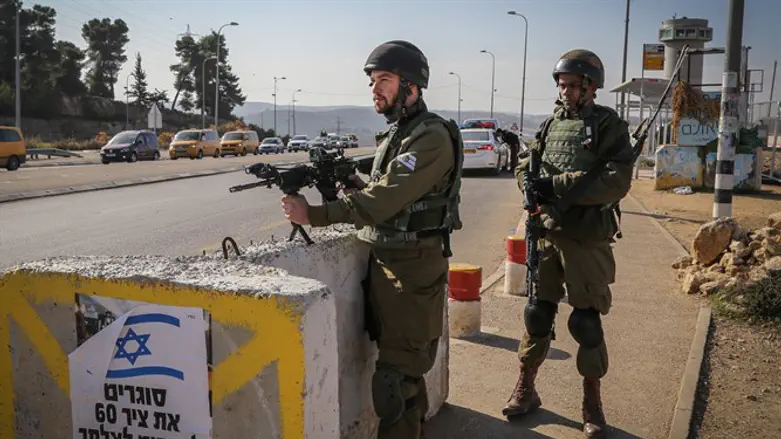 IDF soldiers at Gush Etzion Junction
