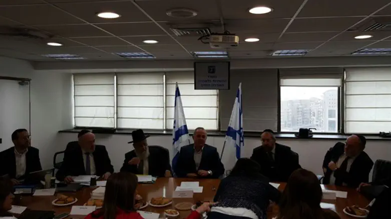 כינוס הוועדה למינוי דיינים. היום