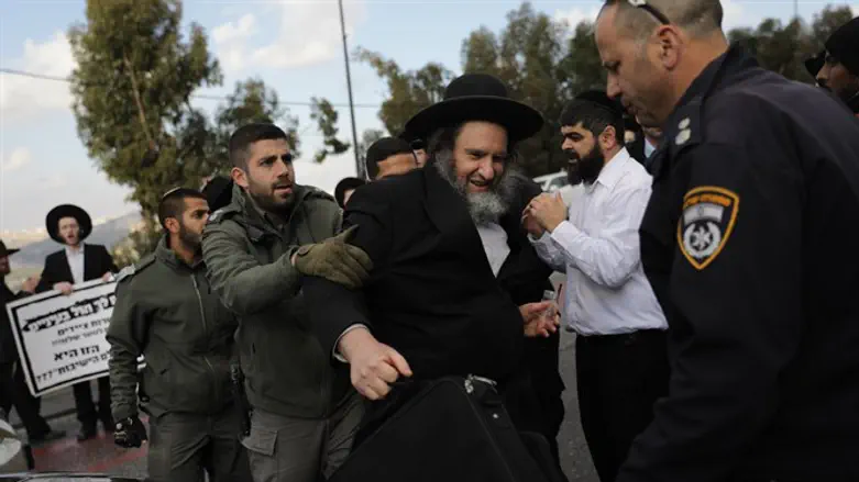 Haredi demonstrators