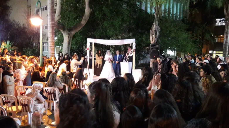 חתונת גרים בהפקת תלמידות האולפנה