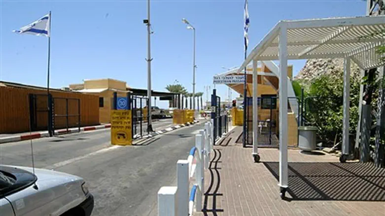 מעבר הגבול למצרים (מסוף טאבה)