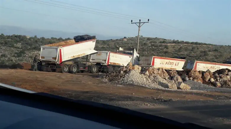 Строительство незаконной арабской дороги