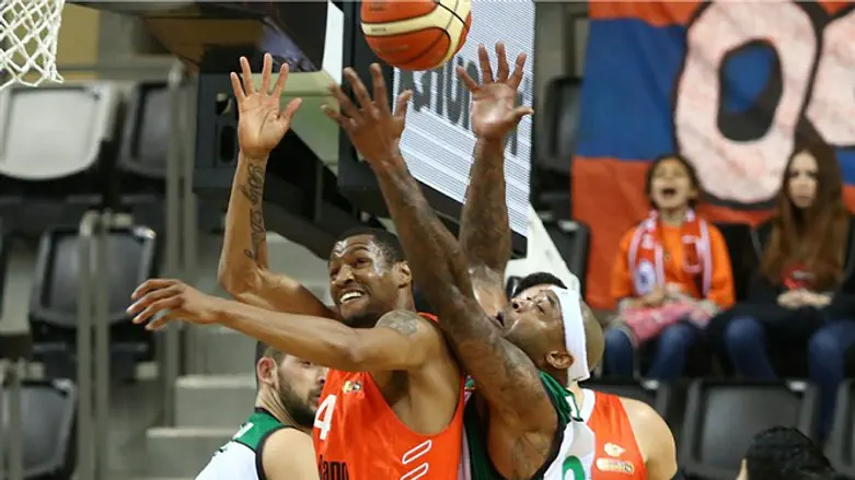 לא כוחות. ראשל"צ חוזרת להפסיד