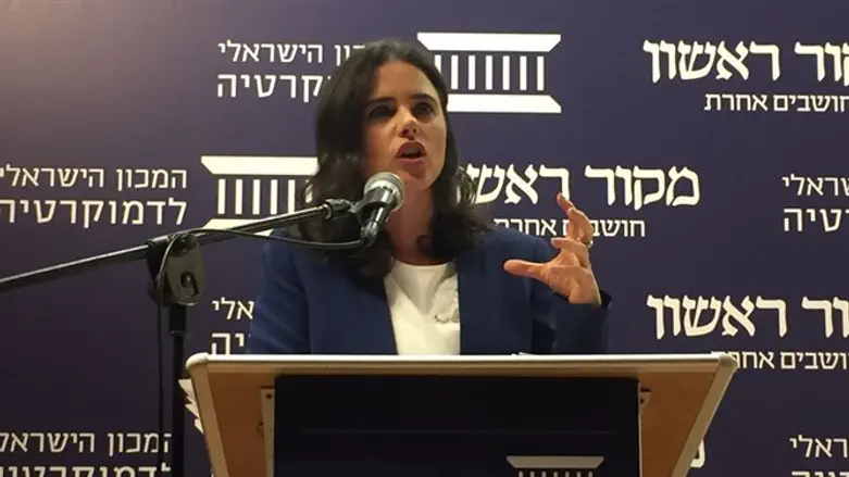 לחוקק לא בפזיזות. שקד