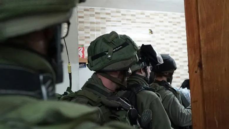 Силы ЦАХАЛ в Кфар-Сильуад