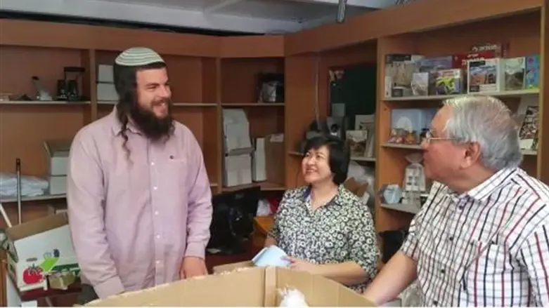 Volunteers from Singapore