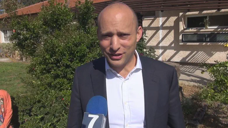 Minister Naftali Bennett