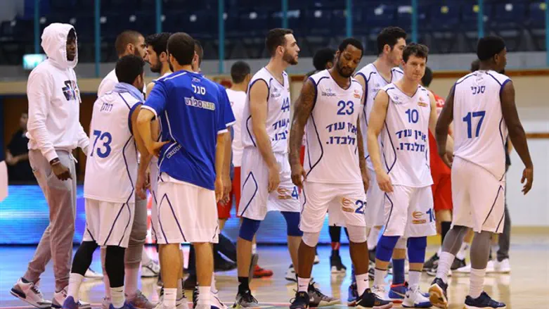 שחקני הקריה יורדים מאוכזבים