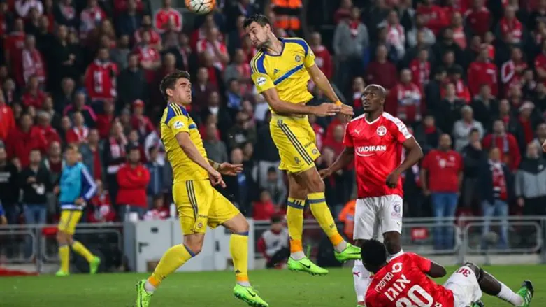 יש אליפות. באר שבע ומכבי