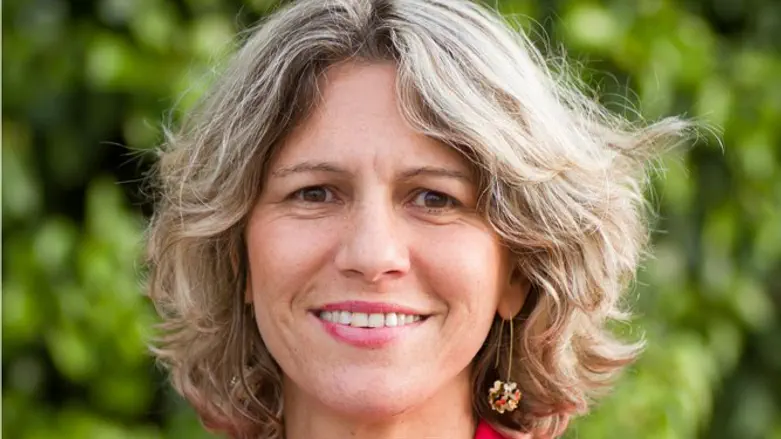 ד"ר אסנת לב-ציון קורח