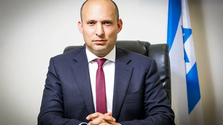 "אני מואשם שאני לא מספיק דתי. אני מודה, אני לא מושלם". נפתלי בנט