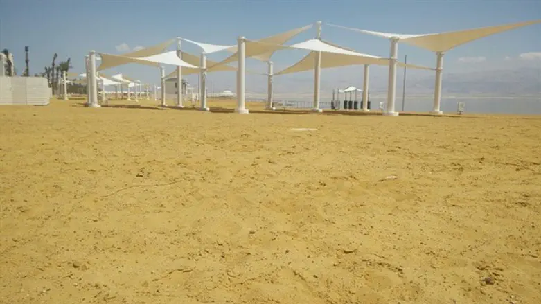 חול בים המלח