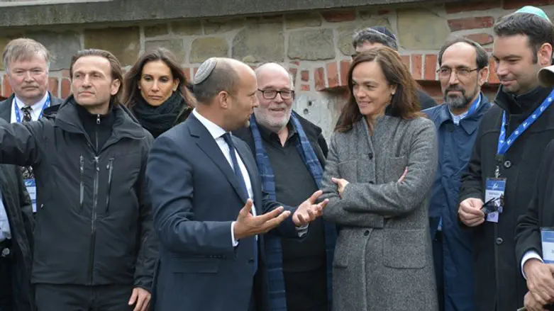 בנט בקרקוב עם שרי חינוך אירופאים