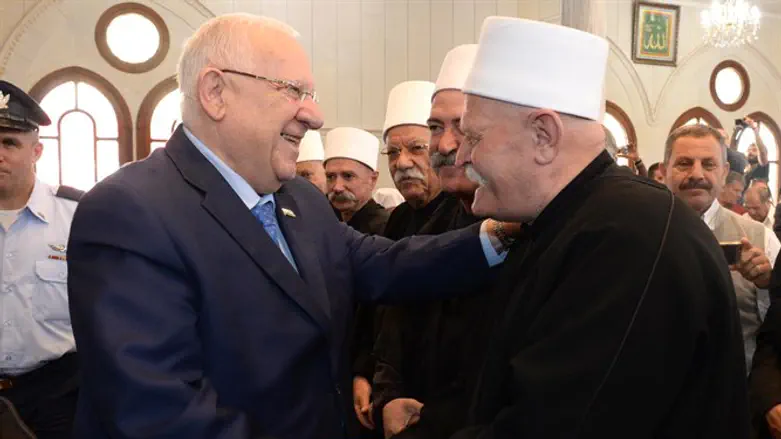 ריבלין בקבר יתרו