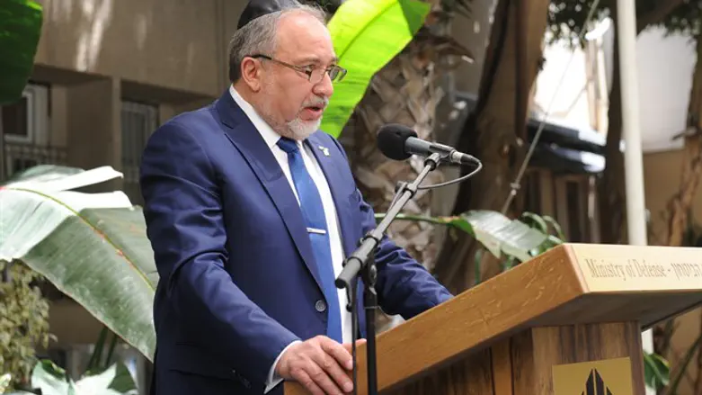 אביגדור ליברמן