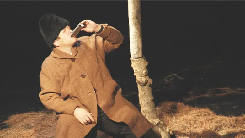 מתח דרמטי. 'יהודי ביער'