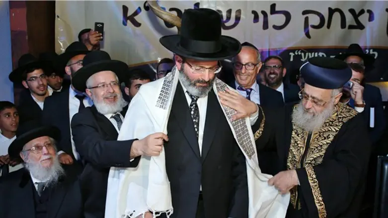 הכתרת הרב לוי