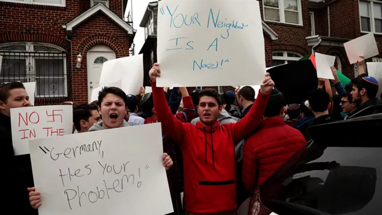 Yeshiva students protest against Jakiw Palij, a Nazi concentration camp guard living in NY