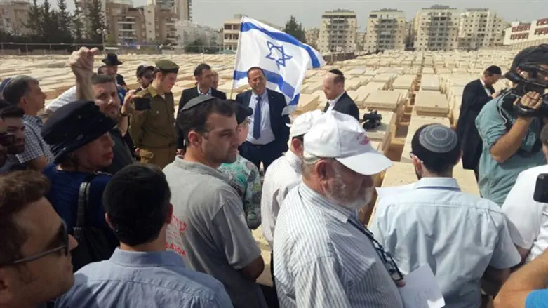 הטקס לזכר החללים החרדים, בבני ברק