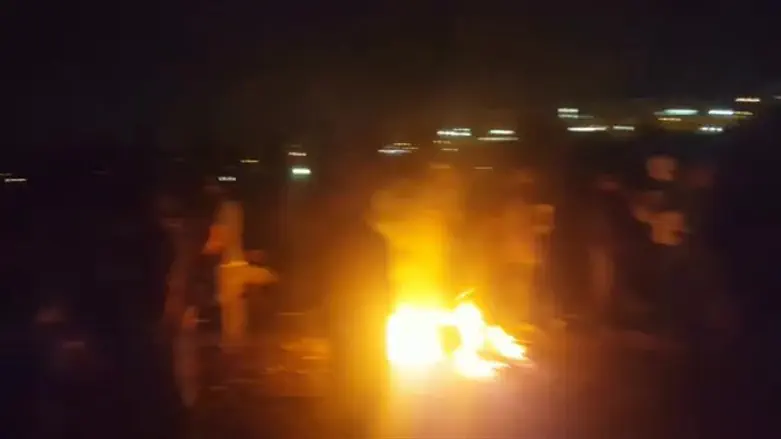 Police raid get-together of 'hilltop youth'