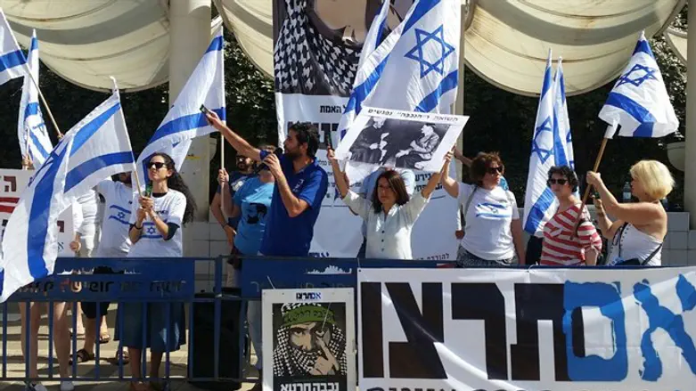 Im Tirtzu event at Tel Aviv University