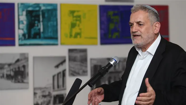 "הענווה שבו לא פגעה בעוז הרוח". הרב בני אלון ז"ל