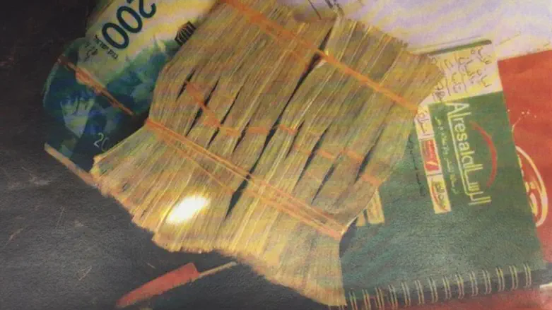 הכסף שנתפס "על חם"