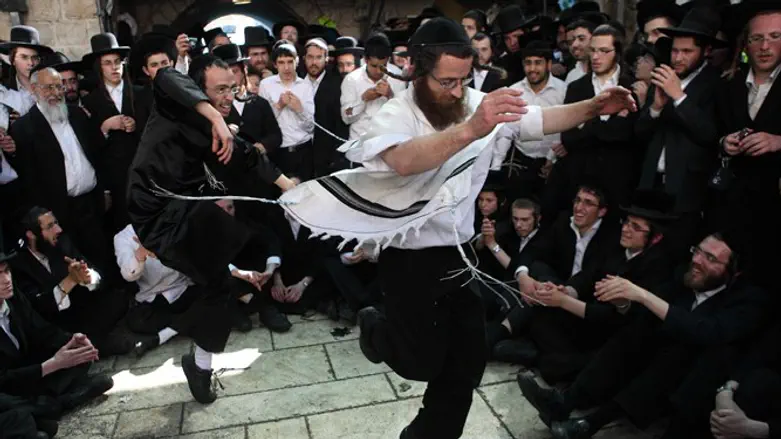 Лаг ба-Оомер в Мероне