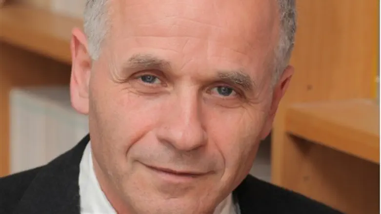 פרופ' אשר כהן