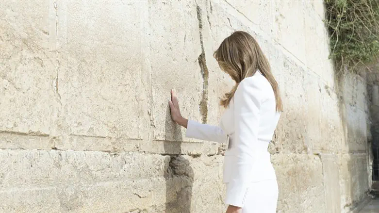Иванка Трамп у Стены Плача
