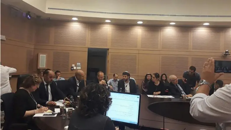 Emergency Knesset meeting
