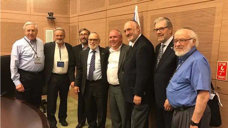 חברי הוועד עם ח"כ אמסלם