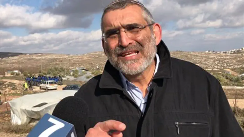 ד"ר מיכאל בן ארי