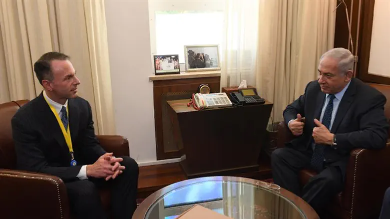 Netanyahu and eBay President and CEO Devin Wenig