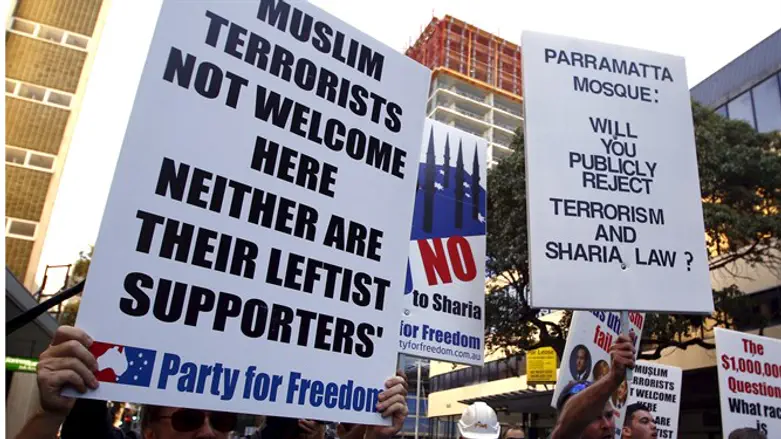 Australians protesting Muslim takeover