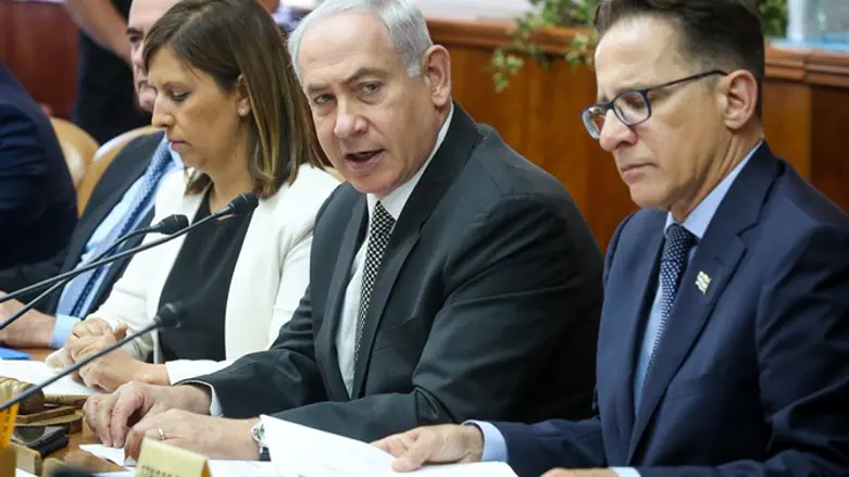 נתניהו בישיבת ממשלה