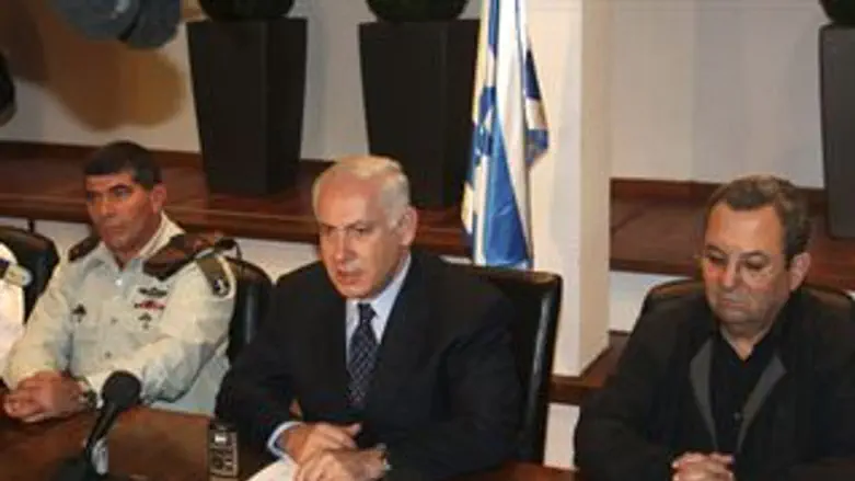 ברק, נתניהו ואשכנזי