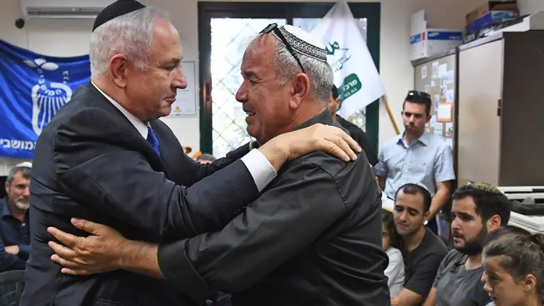 Биньямин Нетаньяху и отец Адас Малки (הי"ד)